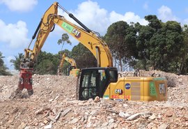 Empresa do Mato Grosso, contratada para obras de mobilidade, demole imóveis no Pinheiro