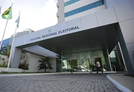 TRE-AL orienta partidos sobre registro de candidaturas para as Eleições 2026