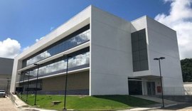 MPF pede à Justiça a retirada de nomes de pessoas vivas de bens públicos em Alagoas