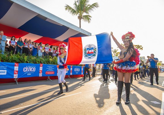 Desfile Cívico Estudantil celebra 208 anos de Alagoas e homenageia Nise da Silveira nesta terça-feira
