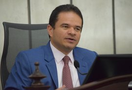 Marcelo Victor anuncia retorno das sessões na ALE destacando Lei Orçamentária de 2022