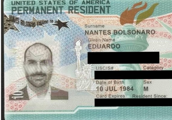 EUA concedem green card a Eduardo Bolsonaro, condenado pelo STF