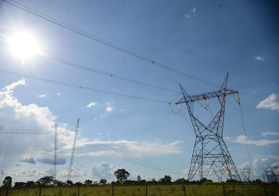 Deputado comemora redução da tarifa de energia