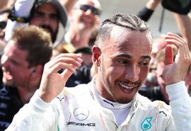 Hamilton vence na Hungria e amplia vantagem sobre Vettel
