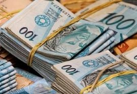 Maceió antecipa salários e injeta milhões na economia local