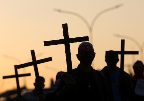 Brasil chega a 122.596 óbitos por Covid-19