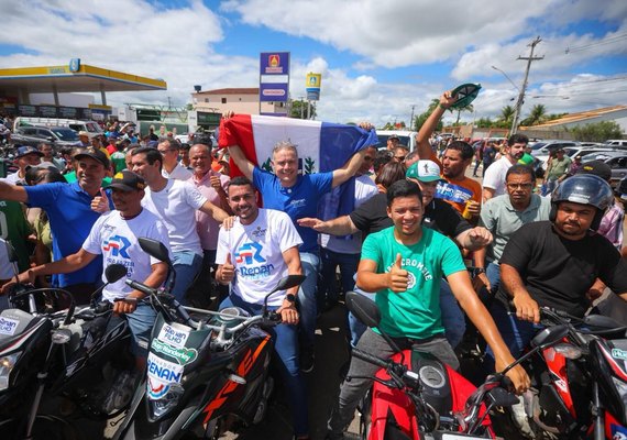 Renan Filho em Estrela de Alagoas: 'Encontrei as ruas tomadas pelo povo'