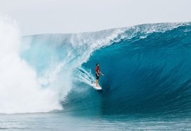 Italo Ferreira vive dia de fortes emoções na etapa de Teahupo’o