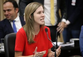 Deputada pede urgência na apuração de denúncias de mulheres contra cirurgião plástico, em AL