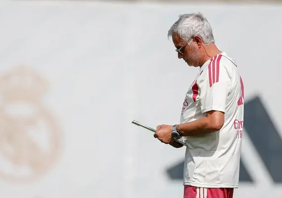 Real Madrid busca reforço ofensivo e aumenta concorrência para Endrick