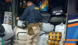 PRF encontra ossada humana dentro de mala em ônibus na BR-020