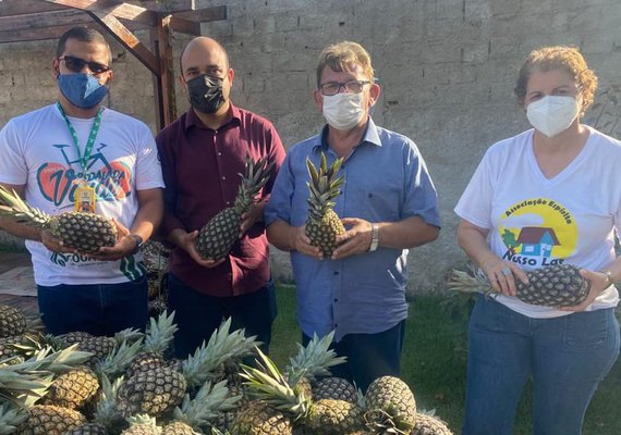 Comunidade de Maceió recebe oito toneladas de alimentos doados pela Unicafes