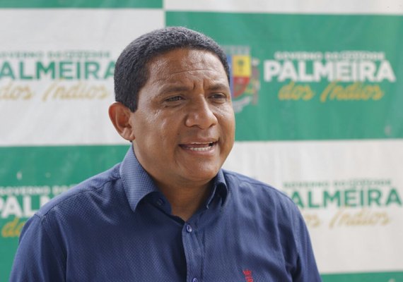 Prefeito de Palmeira dos Índios nega compra de votos e irá processar blogueira