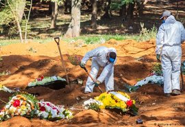 Brasil passa da marca de 330 mil mortes por covid-19