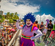 Prévias carnavalescas animam a cidade Maceió com blocos e muito frevo; confira a programação