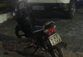 Motociclista é preso após colidir na contramão com viatura da polícia e mais dois veículos na Jatiúca