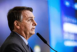 Bolsonaro diz que Petrobras vai anuncias novo reajuste 'daqui a uns 20 dias'