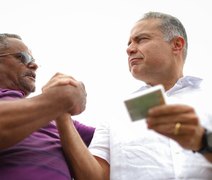 Aos 53 anos, sertanejo conquista primeira CNH e agradece ao senador Renan Filho