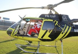 Papai Noel chega à Santana do Ipanema de helicóptero neste domingo (22)