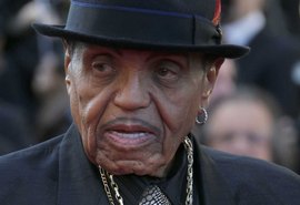 Morre Joe Jackson, pai de Michael Jackson, aos 89 anos