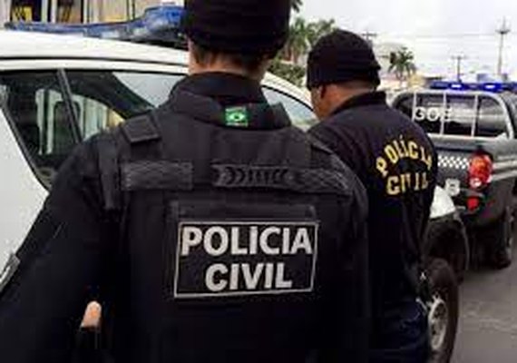 Polícia prende acusado de matar vítima a facadas por causa de um isqueiro