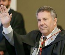 Desembargador do TJAL anuncia pedido de aposentadoria e divulga crítica na redes sociais