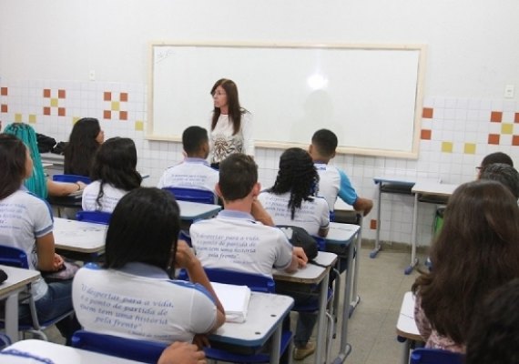 Estado divulga resultado final do concurso da Educação