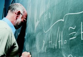 Senadores lembram condições precárias de trabalho dos professores