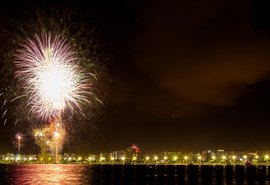 Prefeitura planeja réveillon 2022 com sete palcos em Maceió
