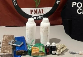 Dupla é presa com maconha, crack e cocaína durante operação no Sertão