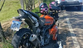 Suspeito de roubar jovens bate moto e é detido pela PM na AL-115