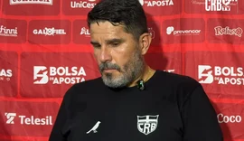 Barroca detona time após derrota para o ASA e promete cobranças; veja