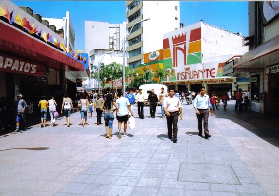 CDL lança campanha que promove descontos em duas mil lojas de Maceió