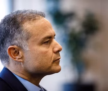 Renan Filho avalia possível saída de JHC da prefeitura para disputar as eleições de 2026