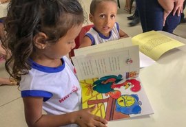Campanha da Seprev doa livros educativos para crianças atendidas por ONG