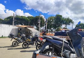 DMTT apreende motoneta roubada em fiscalização de trânsito em Maceió
