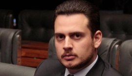 Filiação de Nivaldo ao PP gera crise e ameaça saída de prefeito; entenda