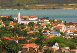 Festa das Cores é opção de diversão e alegria às margens do Velho Chico