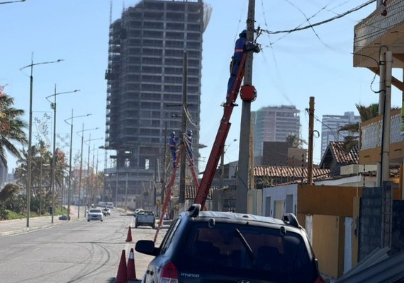 Operação Poste Limpo chega à orla de Cruz das Almas e Jacarecica