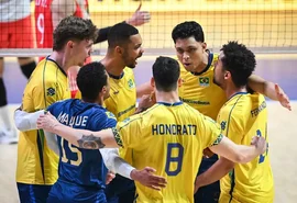 Brasil vira sobre anfitriã China e avança à semi da Liga das Nações