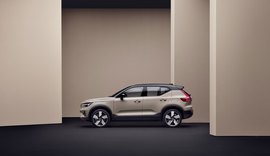 Volvo EX40 elétrico reúne desempenho, tecnologia e conforto na linha premium