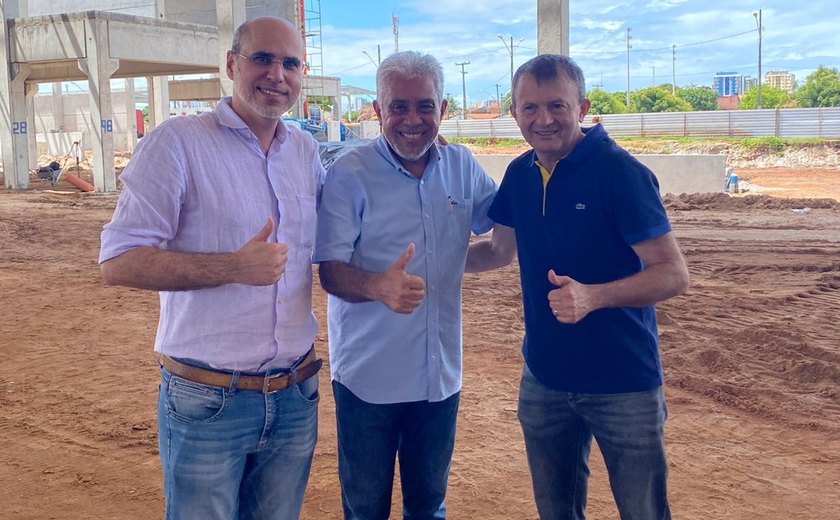 Klécio Santos se reúne com diretores do Grupo Mateus