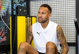 Após rumores de nova traição, Neymar promove culto evangélico: 'Vivemos algo lindo em Jesus'