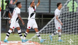 Vasco faz 3 a 0 no Resende e vai encarar Flamengo na semi do Carioca