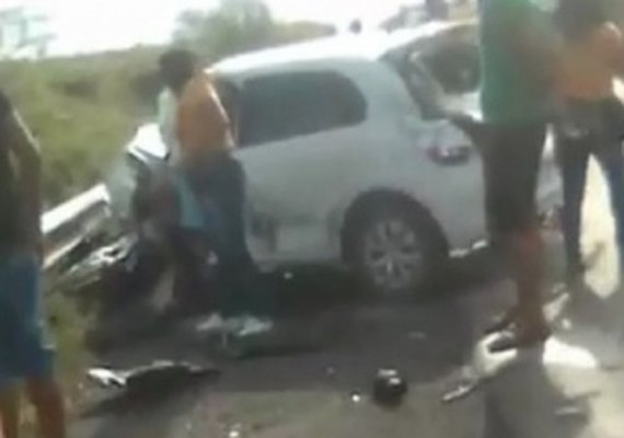 Acidente deixa uma pessoa morta e duas feridas na AL-423, em Delmiro Gouveia