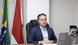 Continuarei lutando para trazer a Sputnik V, diz Renan Filho após veto da Anvisa