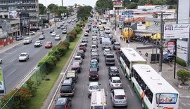 Motociclista fica ferido em acidente na Fernandes Lima