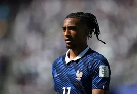 Real Madrid prepara nova oferta milionária por Olise após recusa do Bayern