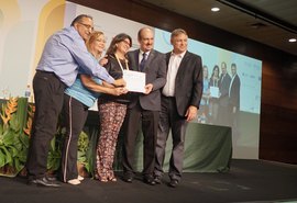 Alagoas leva quatro prêmios no Congresso Nacional de Secretarias Municipais de Saúde