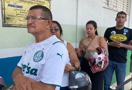 Candidato à prefeitura de Maceió, Lobão erra duas vezes local de votação